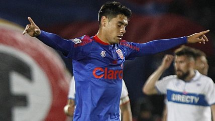 Felipe Mora solo se perderá el duelo ante Unión Española por un golpe en la rodilla izquierda