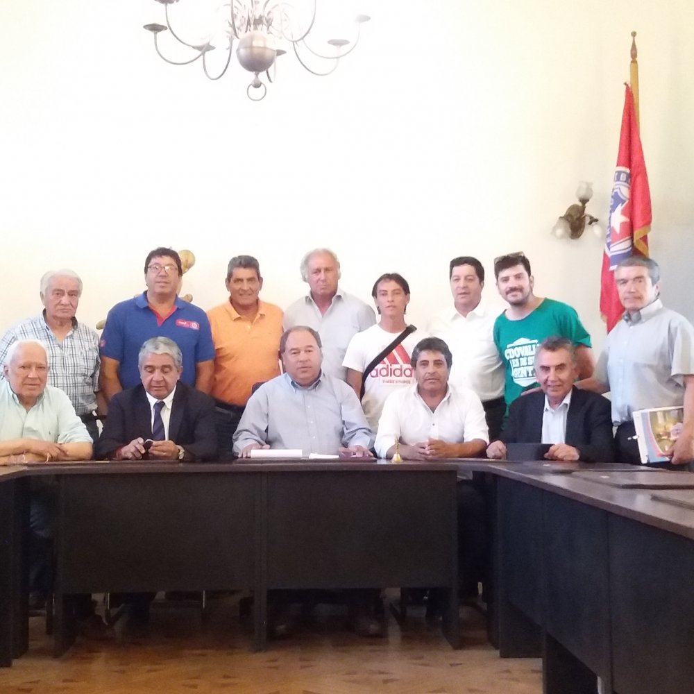 Delegación de Ovalle presentó postulación del nuevo CDO a Tercera División