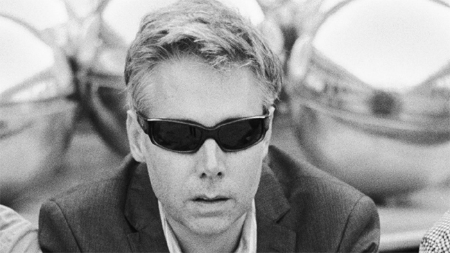 Parque dedicado a integrante de Beastie Boys fue rayado con esvásticas y textos pro Trump