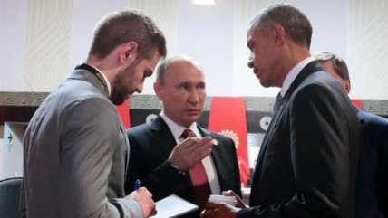 Obama y Putin conversaron brevemente sobre Ucrania y Siria en cumbre APEC
