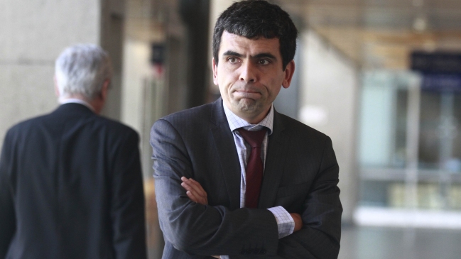 La crítica del fiscal Gajardo: Robar un chocolate es igual de grave que sobornar a un funcionario