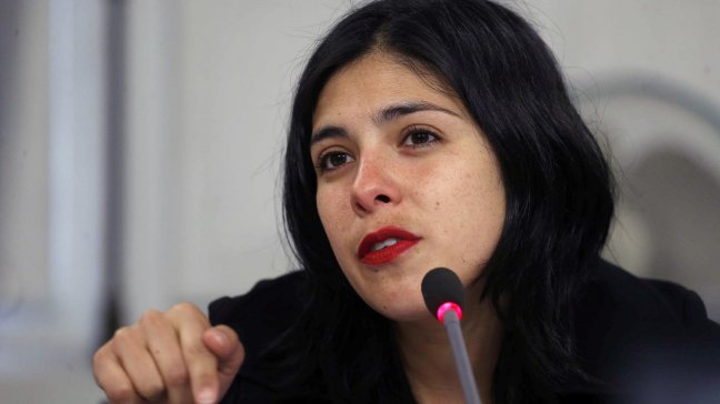 Diputada Cariola acusó deslealtad de Lagos hacia Bachelet por Transantiago