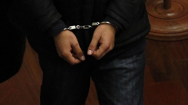 Prisión preventiva para joven acusado de violar a menor en Quilicura