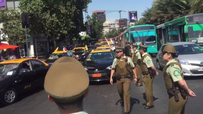 Protesta de taxistas: amenazan con bloquear ruta Santiago-Valparaíso
