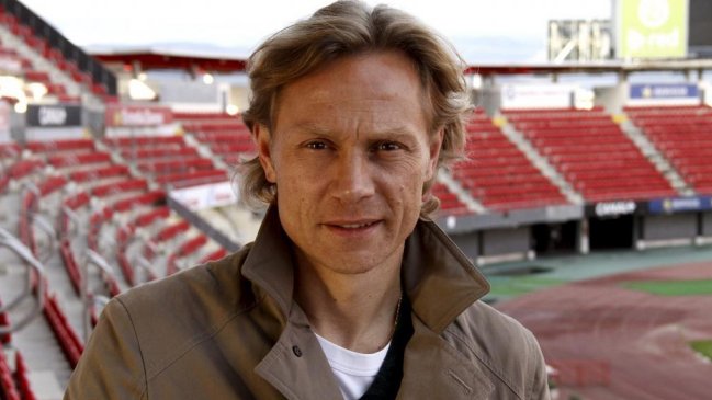 Valeri Karpin: Ojalá nos toquen oponentes fuertes, como Chile, en la Confederaciones
