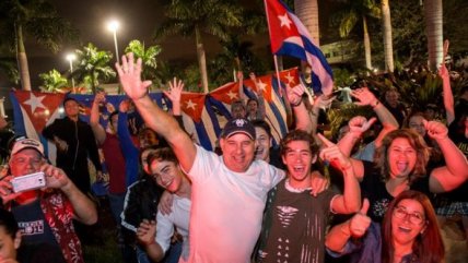  La fiesta de cubanos en Miami tras la muerte de Fidel Castro 