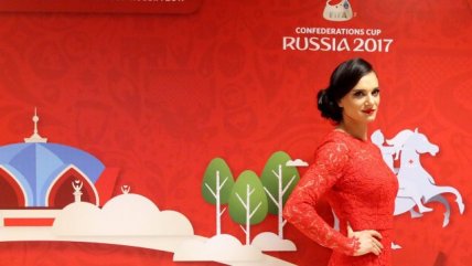 Yelena Isinbayeva y Victoria Lopyreva acapararon miradas en Kazán