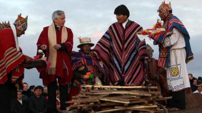 Evo Morales participó en ritual indígena para mitigar la sequía en Bolivia