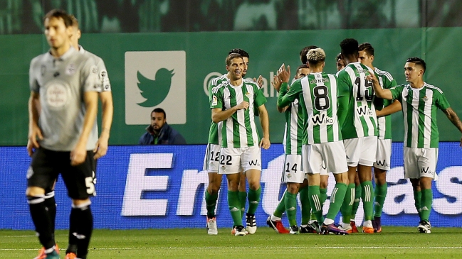 Felipe Gutiérrez fue titular en victoria de Real Betis sobre La Coruña en Copa del Rey