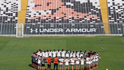 Colo Colo vivió emotivo minuto de silencio en honor a Chapecoense