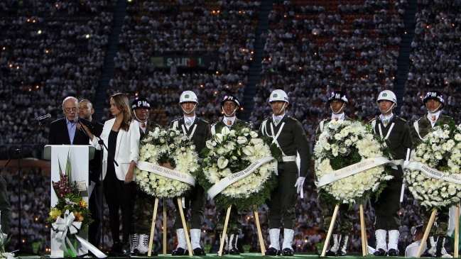 Tragedia aérea de plantel de Chapecoense enluta al fútbol sudamericano