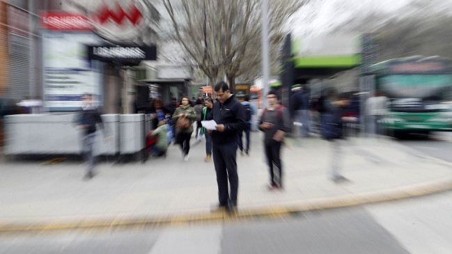 Desempleo a nivel nacional disminuyó a 6,4 por ciento en trimestre agosto-octubre