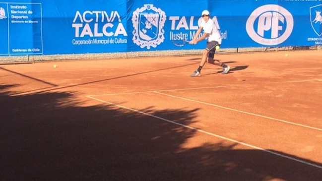 Alejandro Tabilo eliminó a Juan Carlos Sáez en Futuro de Talca