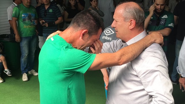 Portero de Chapecoense que se quedó abajo del vuelo anunció su retiro del fútbol