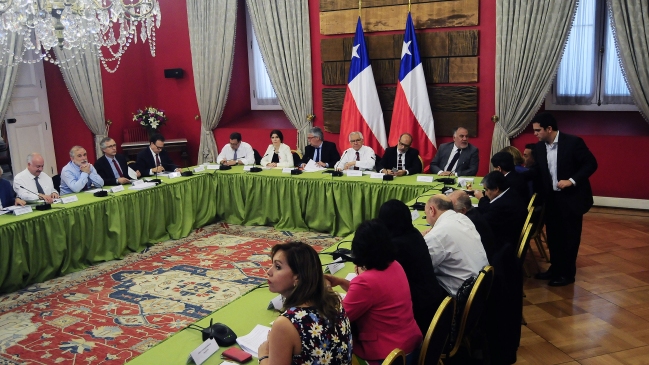 Gobierno pidió a partidos de la Nueva Mayoría resolver en enero a presidenciables