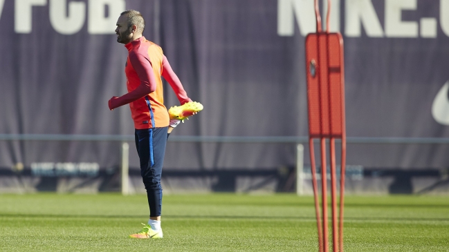 Andrés Iniesta recibió el alta médica y estará en el clásico contra Real Madrid