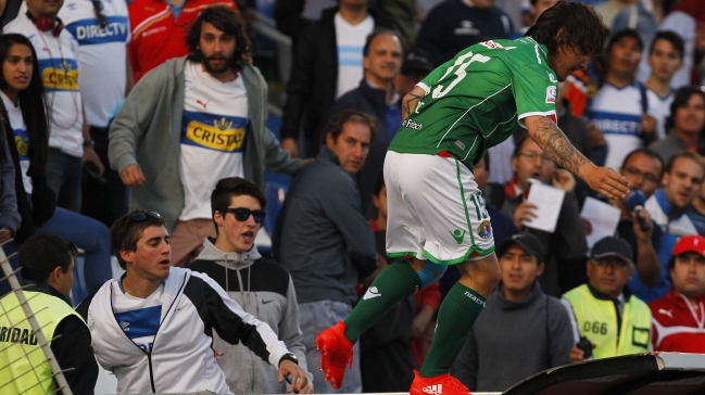 La UC sancionó a hincha que protagonizó incidente con Sebastián Pol