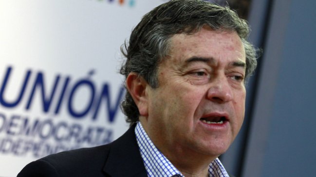 Senador Coloma (UDI): Dirigentes de la Nueva Mayoría le tienen miedo a Sebastián Piñera