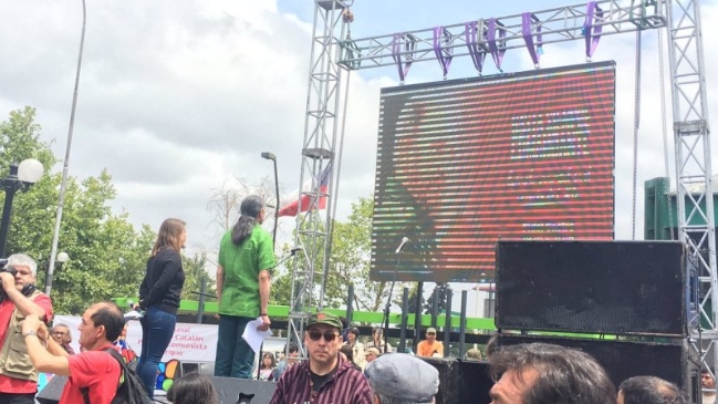 Fidel Castro también fue despedido en Chile con ceremonia en Plaza Baquedano