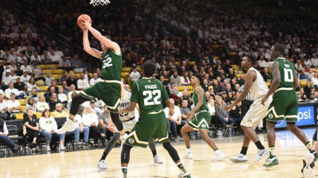 Nico Carvacho hizo su aporte en triunfo de Colorado State en la NCAA