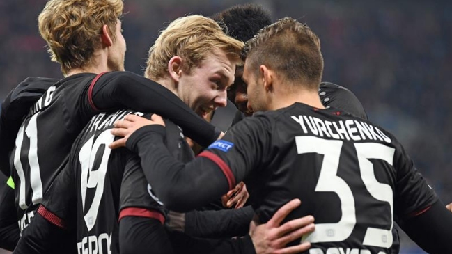 Bayer Leverkusen de Aránguiz venció Mónaco y clasificó invicto a octavos de la Champions