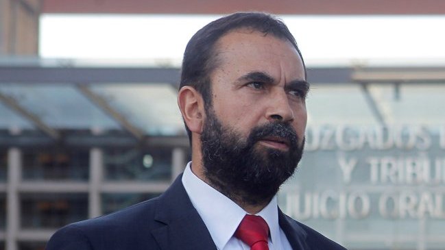 Gutiérrez advierte a Piñera: Todas las querellas que he presentado me han dado la razón