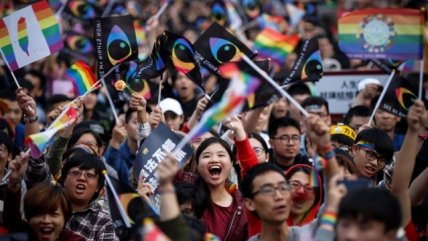   Más de 250 mil taiwaneses marcharon por el matrimonio igualitario 