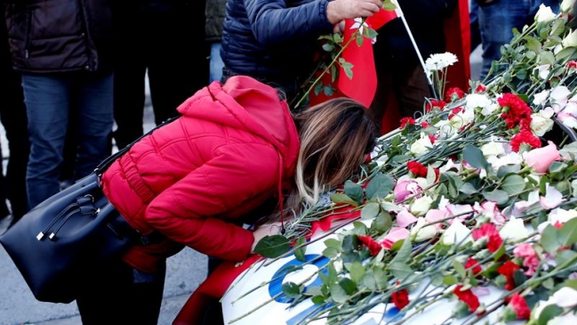 Aumentan a 44 los fallecidos por el doble atentado en Estambul