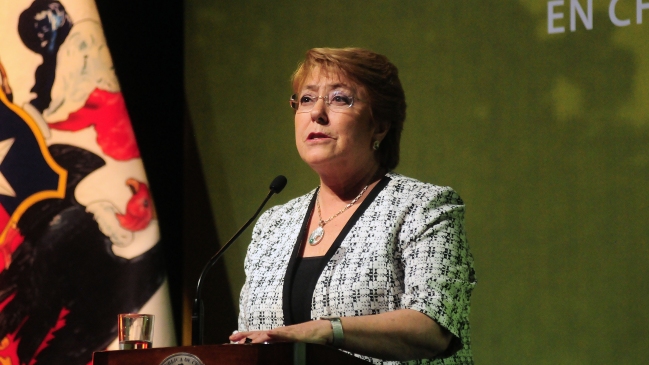 Bachelet admitió dolor y vergüenza por muertes en Sename y caso de Lorenza Cayuhan