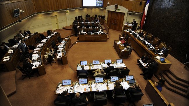 Senado inicia debate por reforma sobre elección de intendentes