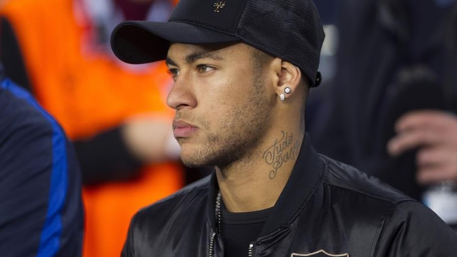 FC Barcelona debe pagar 5,5 millones de euros por irregularidades en fichaje de Neymar