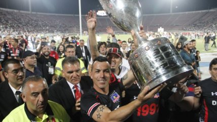 Colo Colo levantó la Copa Chile y celebró con una vuelta olímpica en el Estadio Nacional