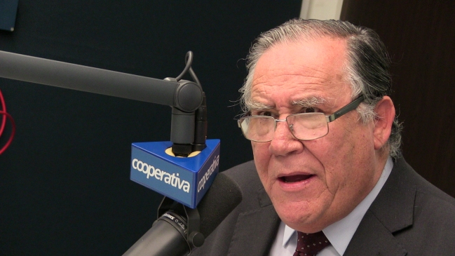 Ministro Campos: Política para menores tiene 40 años y hoy no da cuenta de la realidad