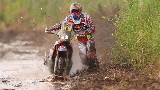 El argentino Kevin Benavides quedó fuera del Dakar 2017 por lesión