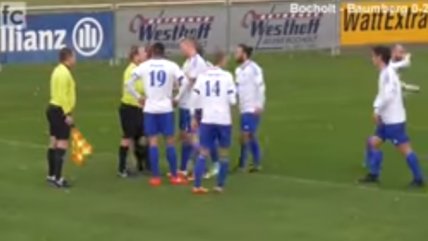   Aún existe el fair play: Jugador rectificó a un árbitro que cobró un penal 