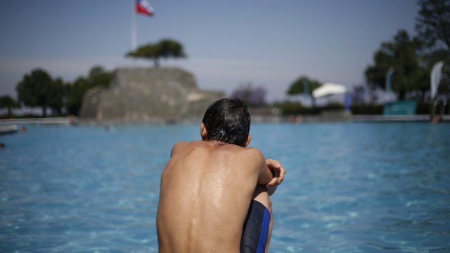 Asesora del hogar discriminada en piscina: Me hicieron sentir insignificante