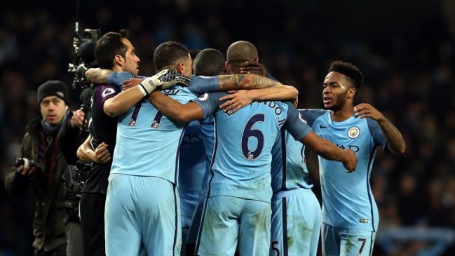 Manchester City derrotó a Arsenal y escaló al segundo lugar en la Premier League