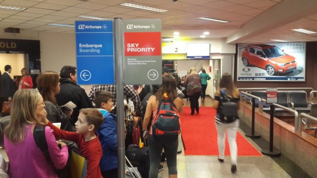 Paro de transporte público genera congestión y cancelación de vuelos en Buenos Aires