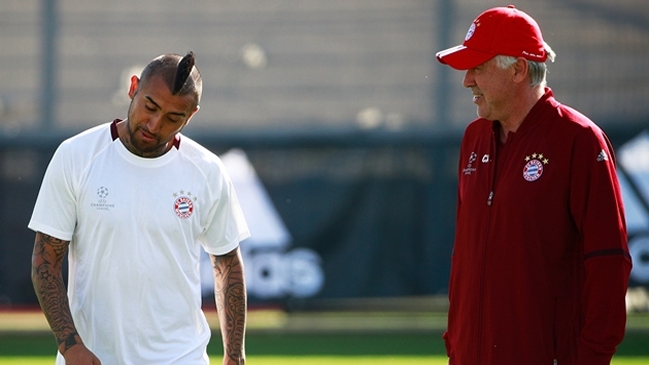 Carlo Ancelotti: Espero que Arturo Vidal pueda jugar mejor en los próximos encuentros