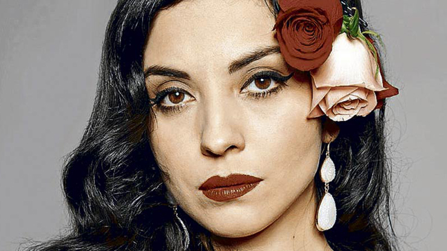 Mon Laferte fue confirmada para la Cumbre del Rock Chileno