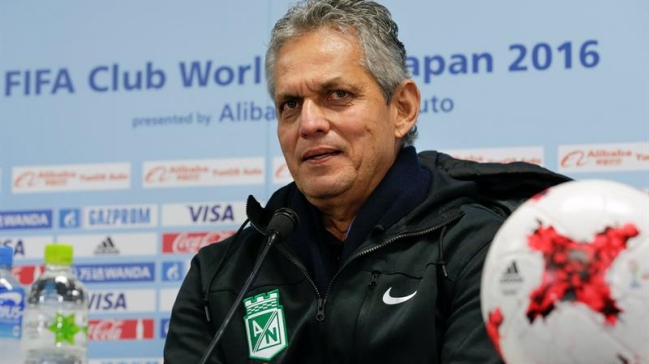 Reinaldo Rueda continuará al mando de Atlético Nacional pese a cirugía