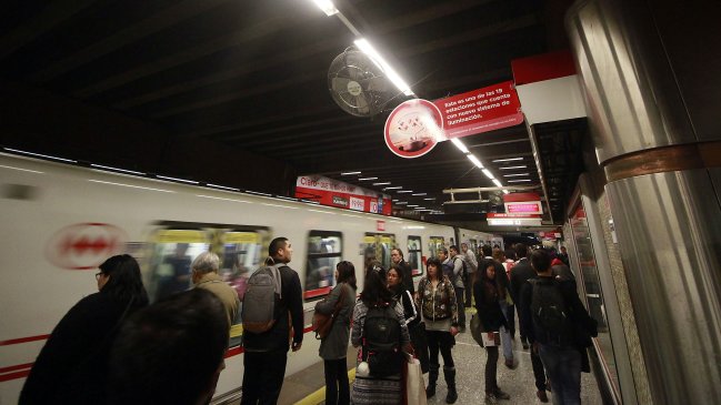 Metro reforzará su servicio y extenderá horario de funcionamiento por fin de año
