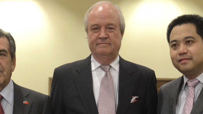 Embajador en China y su esposa fueron denunciados por malos tratos