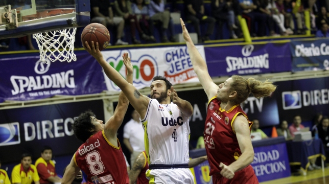 U. de Concepción y Español de Talca festejaron como visitantes en la LNB