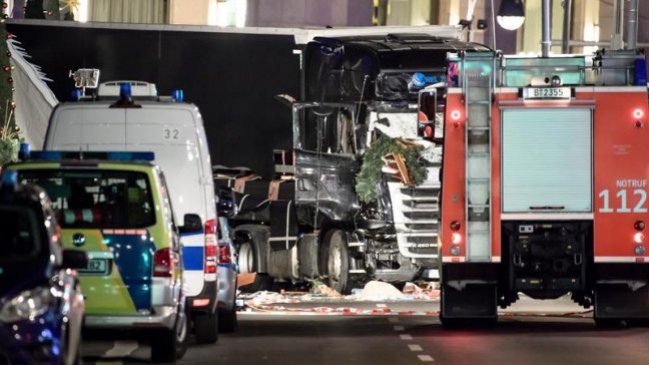 Sospechoso del atentado en Berlín muere en tiroteo con policías en Milán