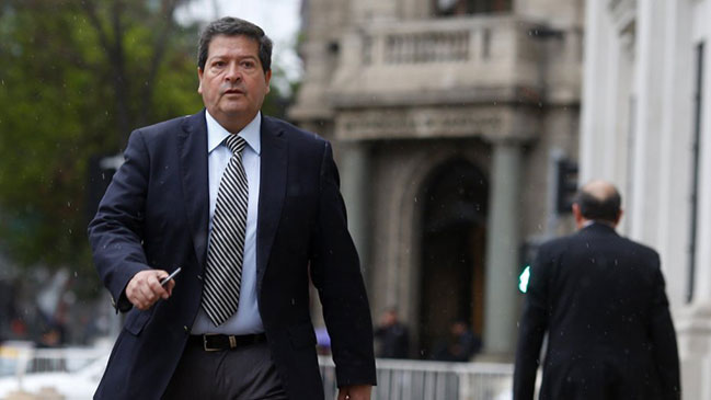 Partido Radical pide prudencia a ministro del Interior