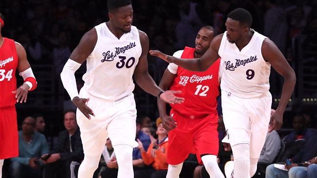 Los Lakers pusieron fin a racha de 11 derrotas seguidas ante los Clippers