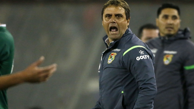 ¿Qué es lo primero que debe hacer Angel Guillermo Hoyos al llegar a la U?