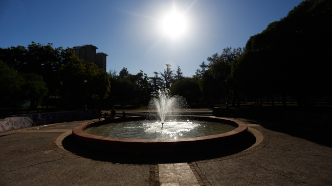 Meteorología emitió alerta por altas temperaturas entre Coquimbo y O'Higgins