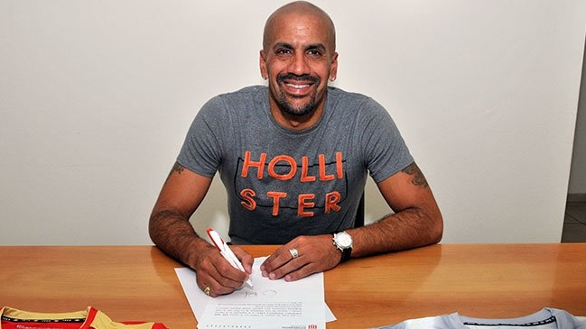 Juan Sebastián Verón firmó su regreso como jugador a Estudiantes de La Plata